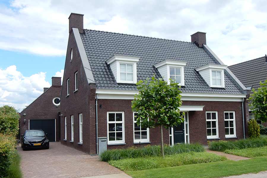 Zijaanzicht nieuwbouwwoning in Den Dungen